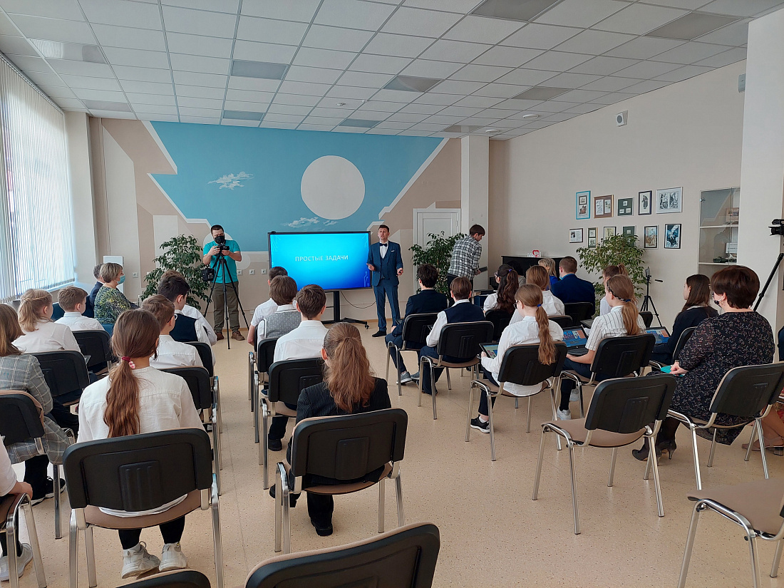 Директор школы 23 орел. Школа 23 красногорняцкий октябрьский. Школа 23 0. Школа 23 0. Спец школа старый оскол.