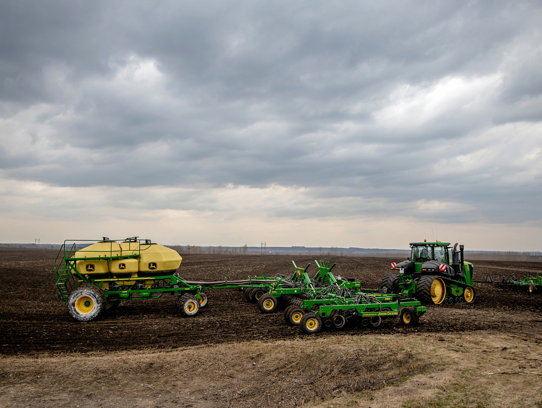 подготовка к посевной кампании. первые полевые работы. милославское рязанская сельское хозяйство. первые полевые работы. посевная кампания брянская область.