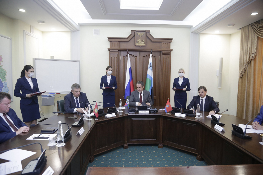 Наблюдательный совет. Село муром обстрелы. Белгород курский депо. Валуйки белгородская область разрушения. Последние новости из курской и белгородской областей.
