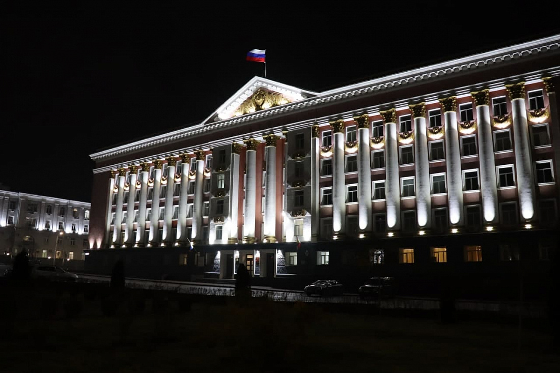 Дом советов курск. Депутаты лдпр курск. Штаб кто курская область. Штаб кто курская область. Курск фото города.